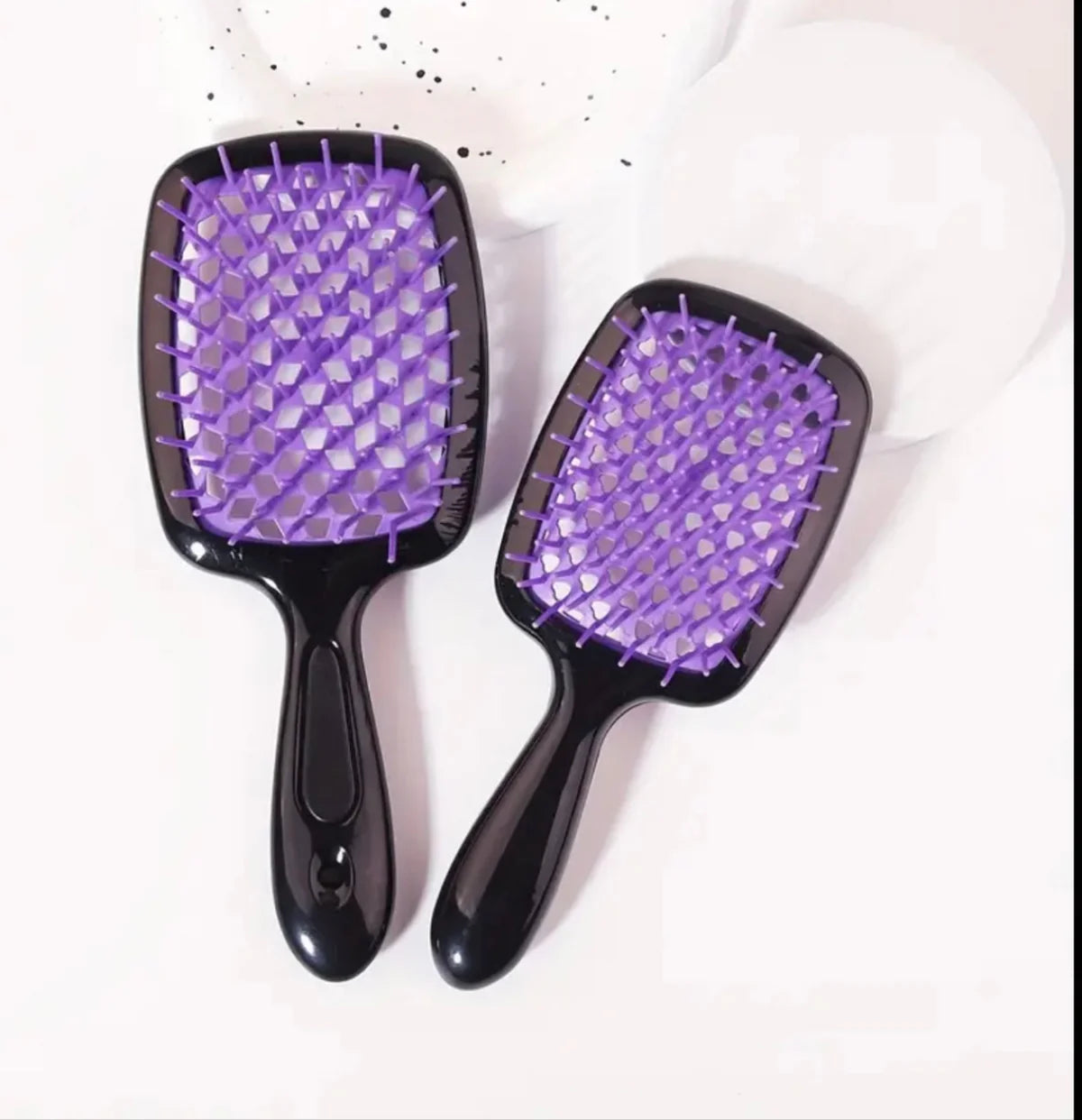 LOUVAE DETANGLING BRUSH™️